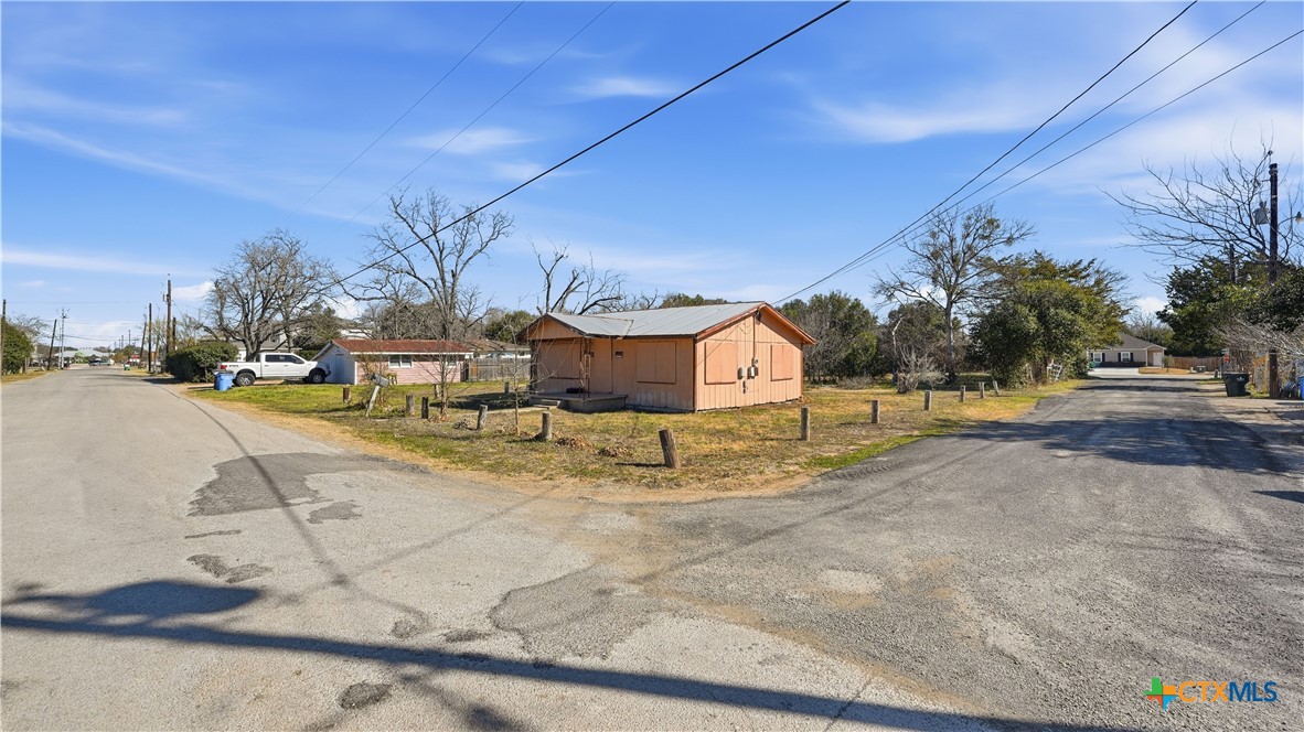 main property photo 4