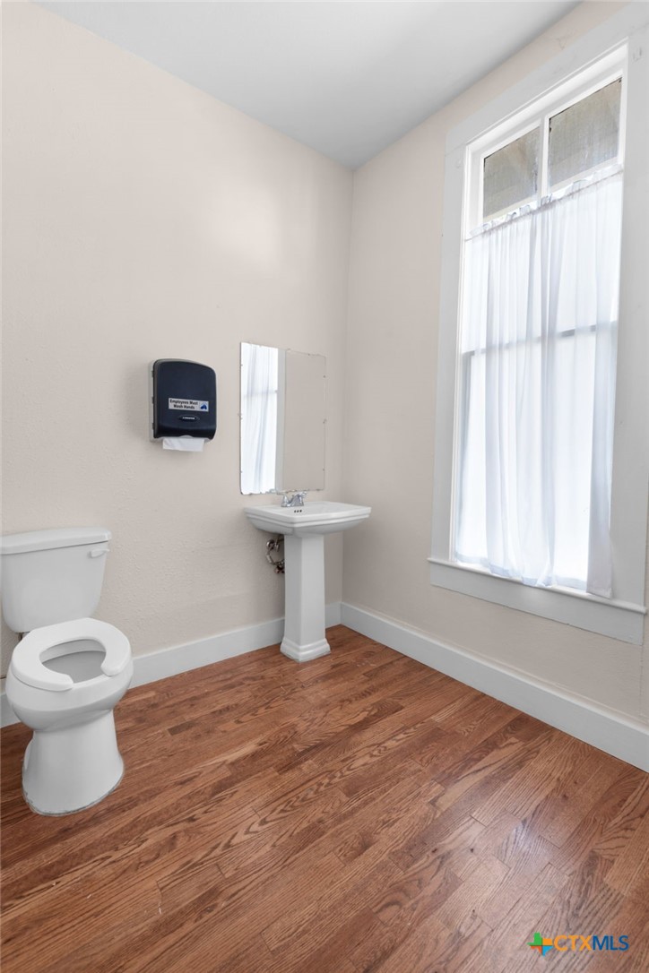 main property photo 23