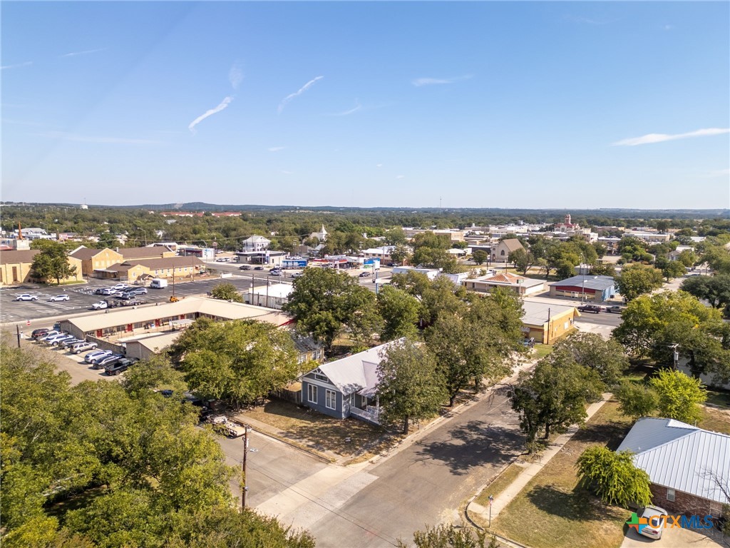 main property photo 29