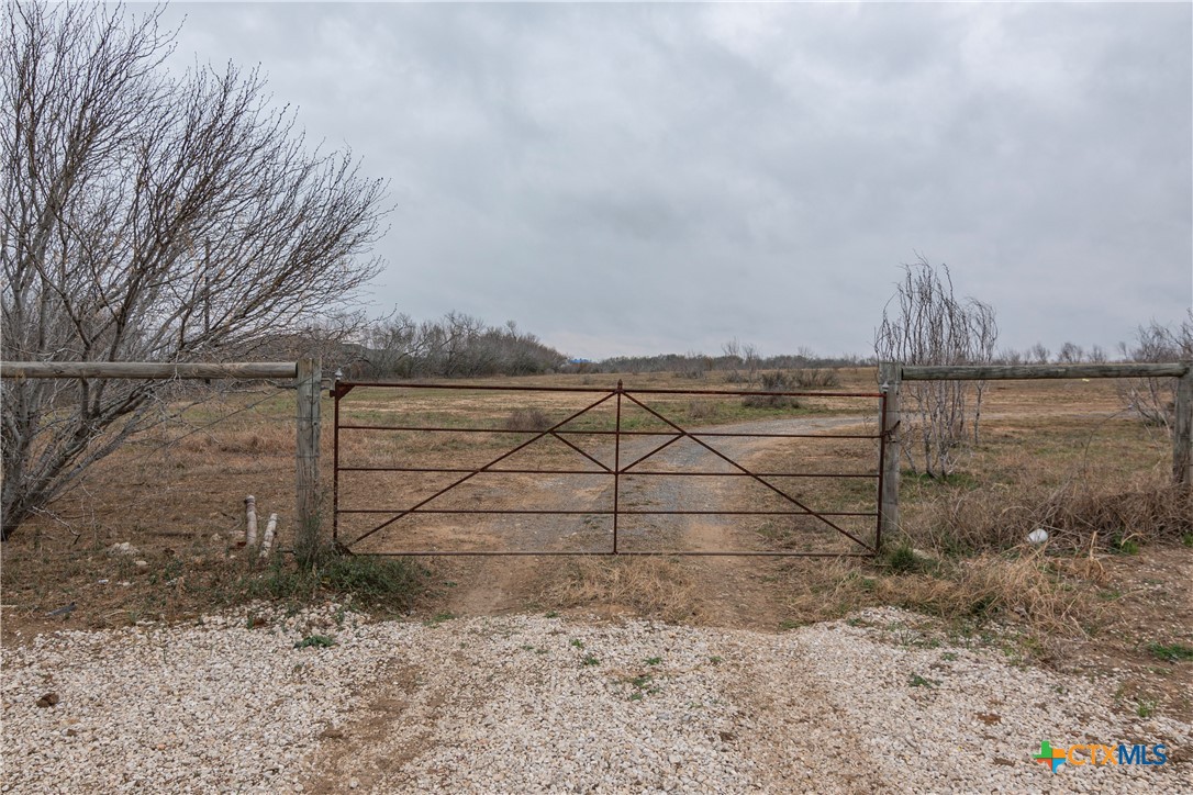 main property photo 29