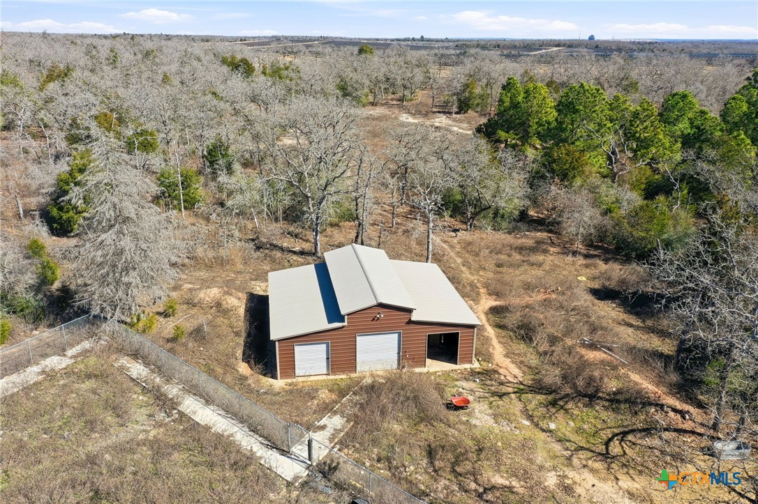 main property photo 10