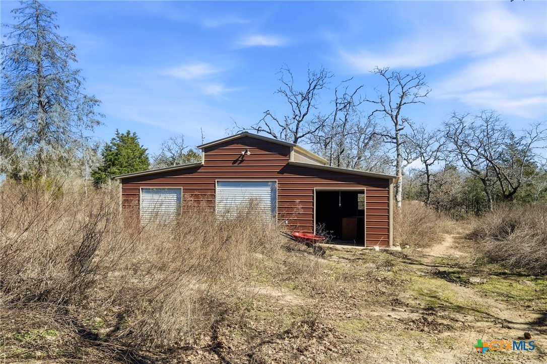 main property photo 11