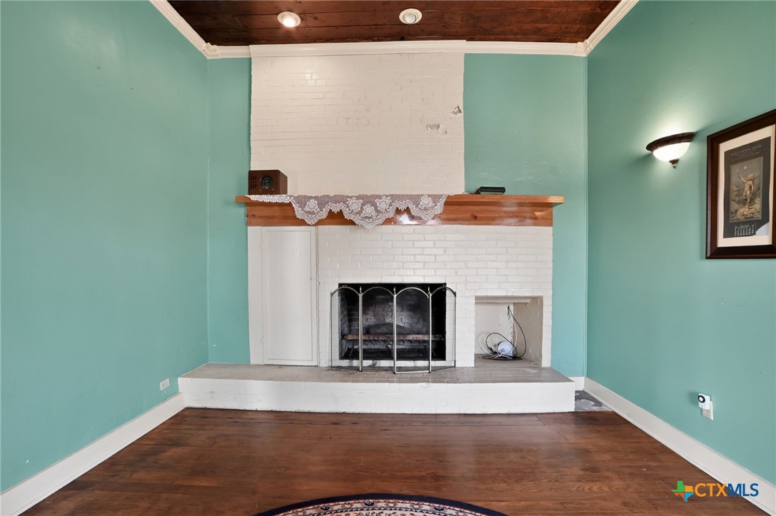 main property photo 12