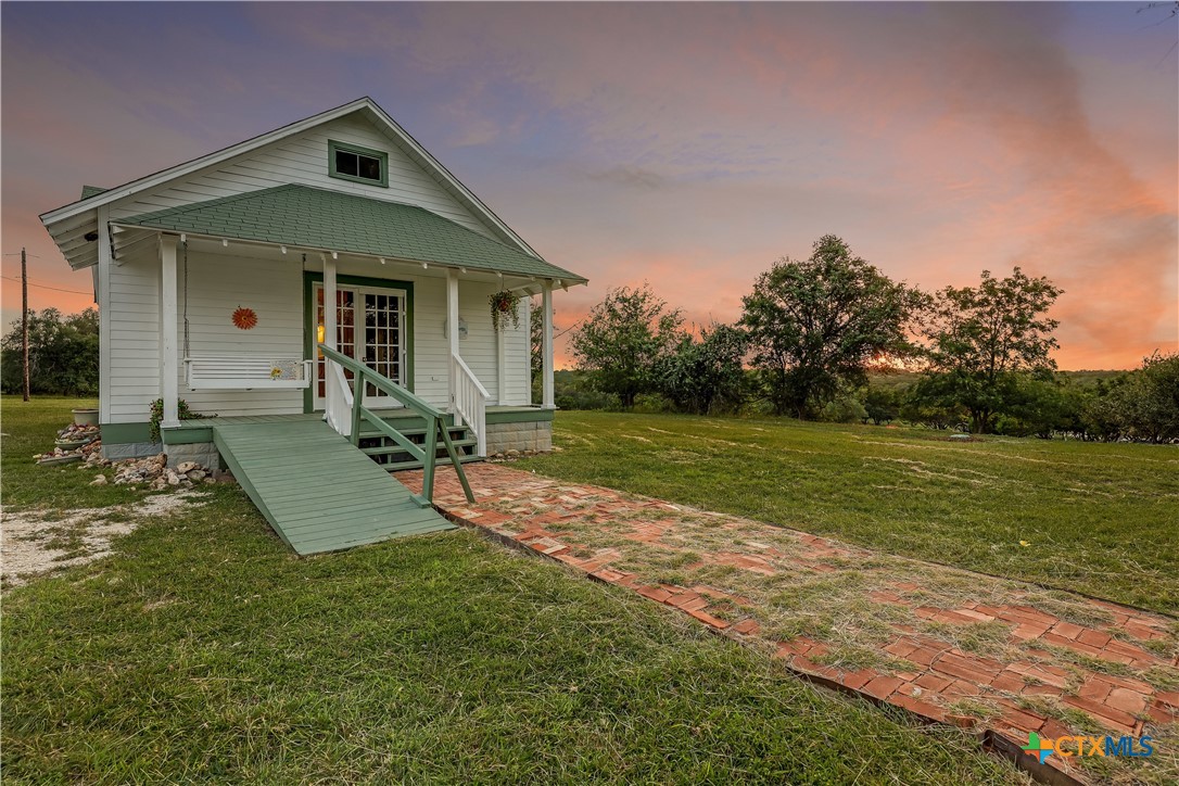 main property photo 23