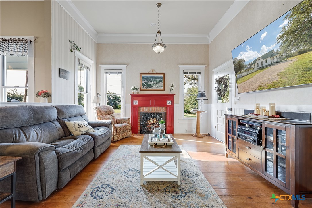 main property photo 3