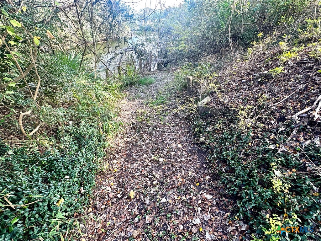 main property photo 11