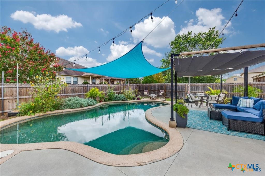 main property photo 20