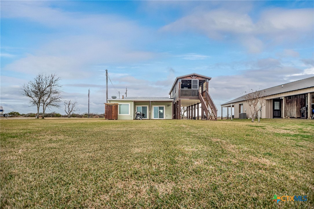 main property photo 9