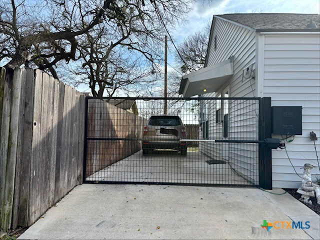main property photo 18
