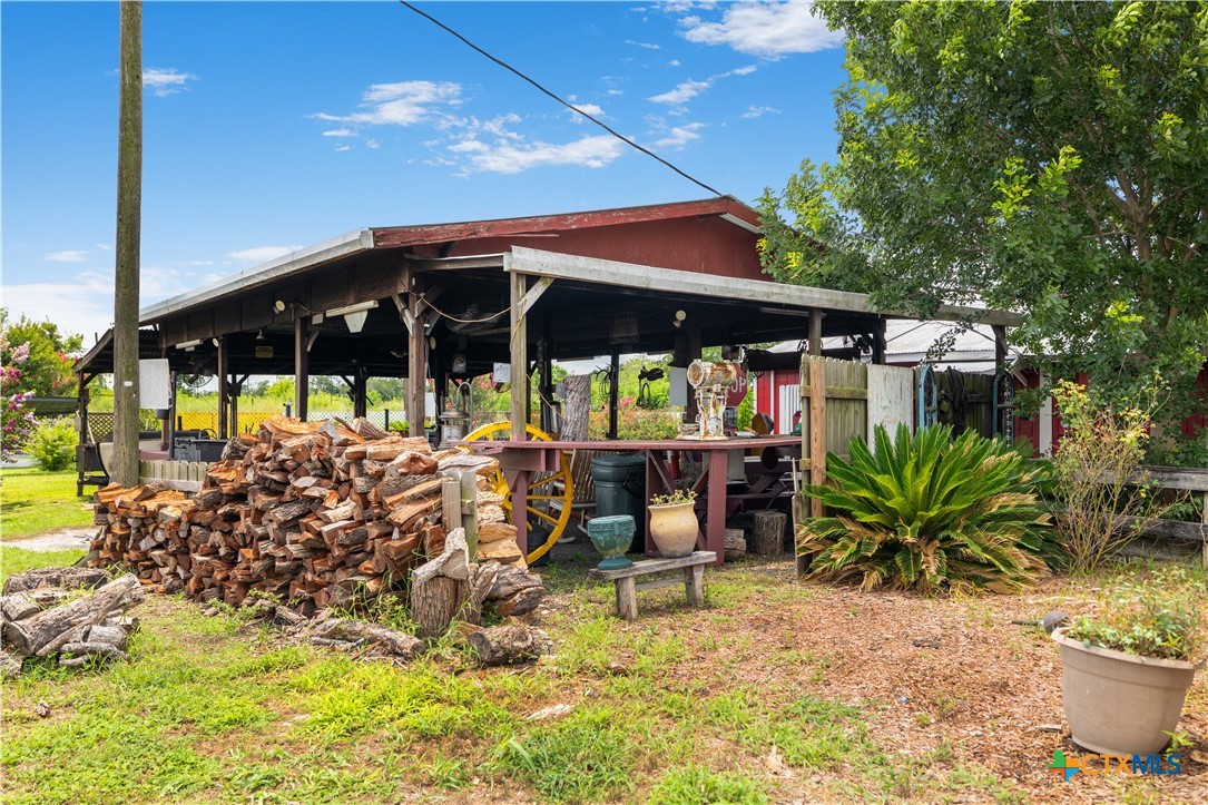 main property photo 16