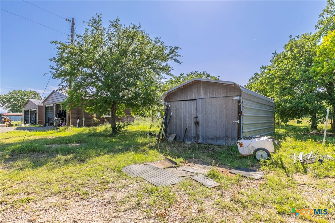 main property photo 10