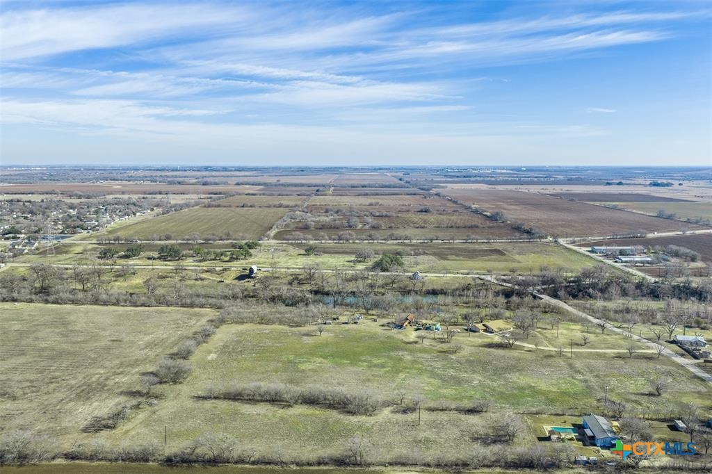 main property photo 16