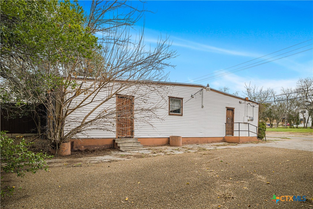 main property photo 35