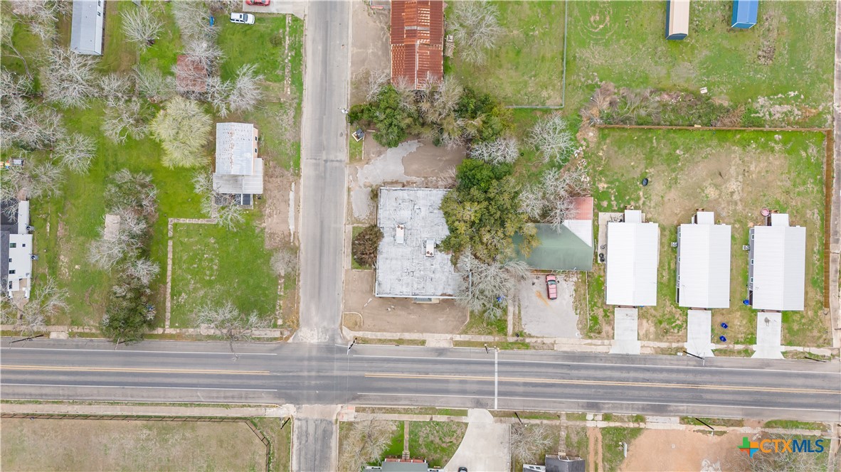 main property photo 40