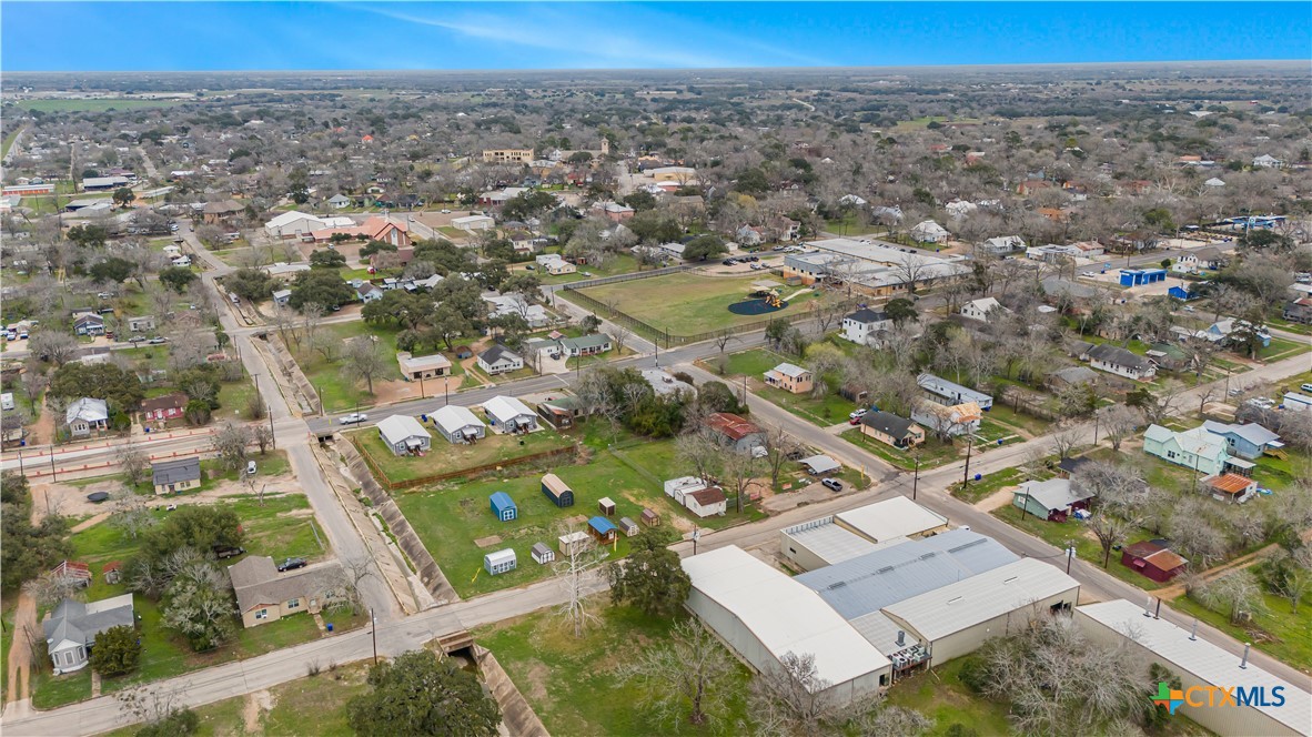 main property photo 44