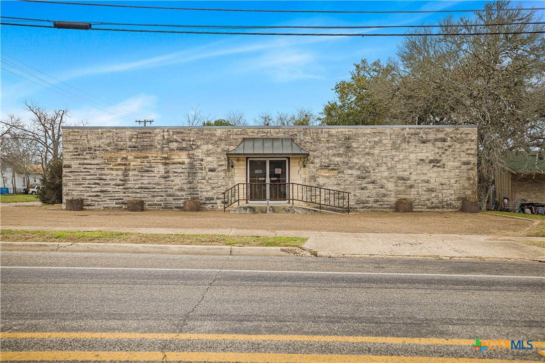 main property photo 45