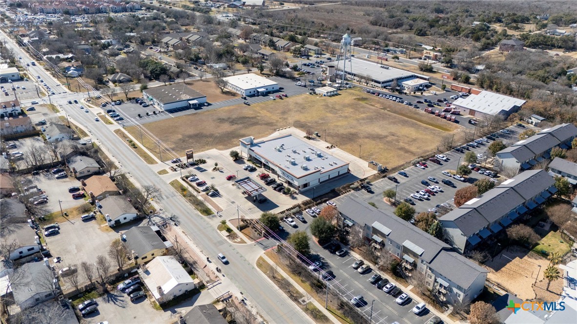 main property photo 16