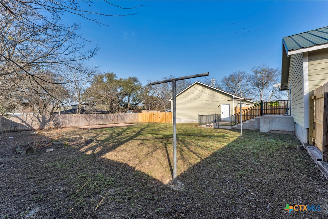 main property photo 34