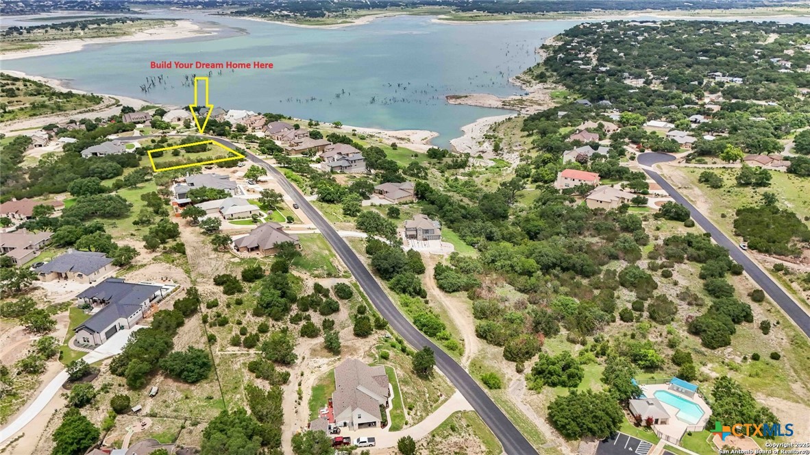 main property photo 13