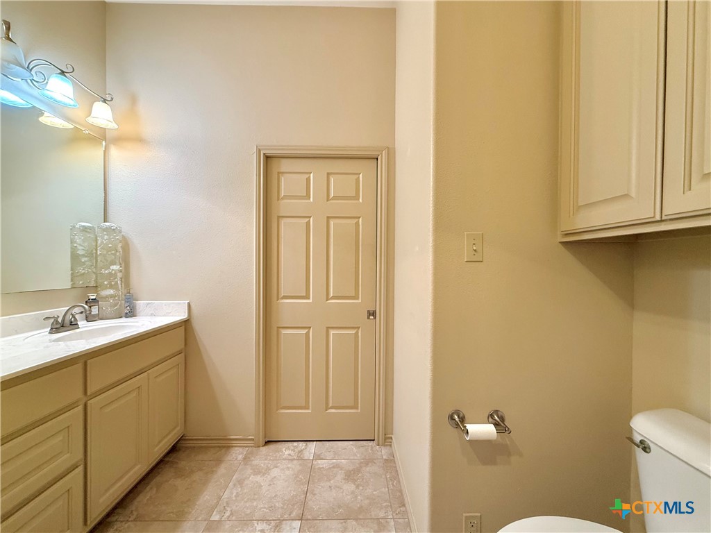 main property photo 24