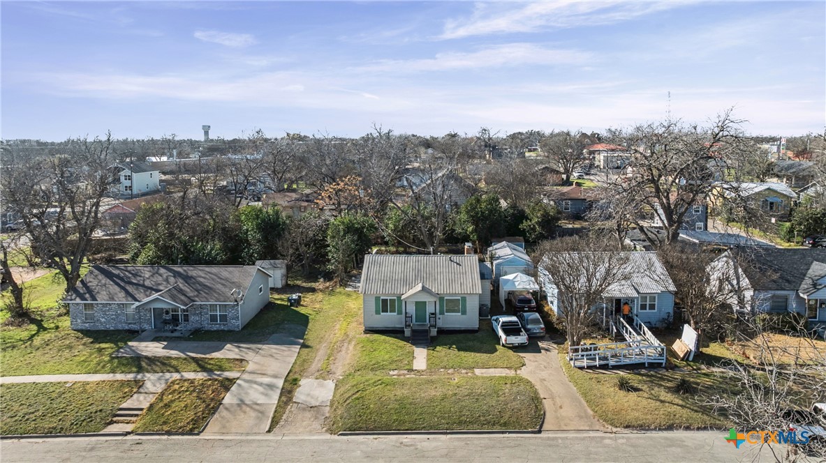 main property photo 31