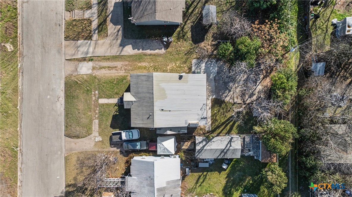 main property photo 36