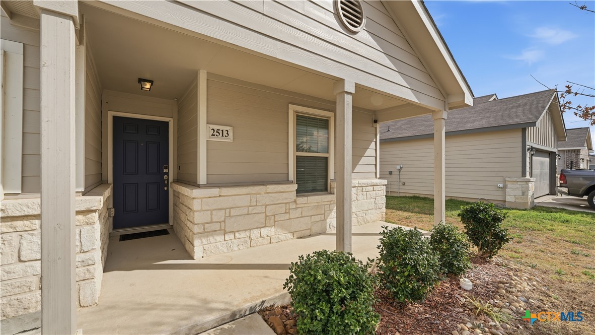 main property photo 3