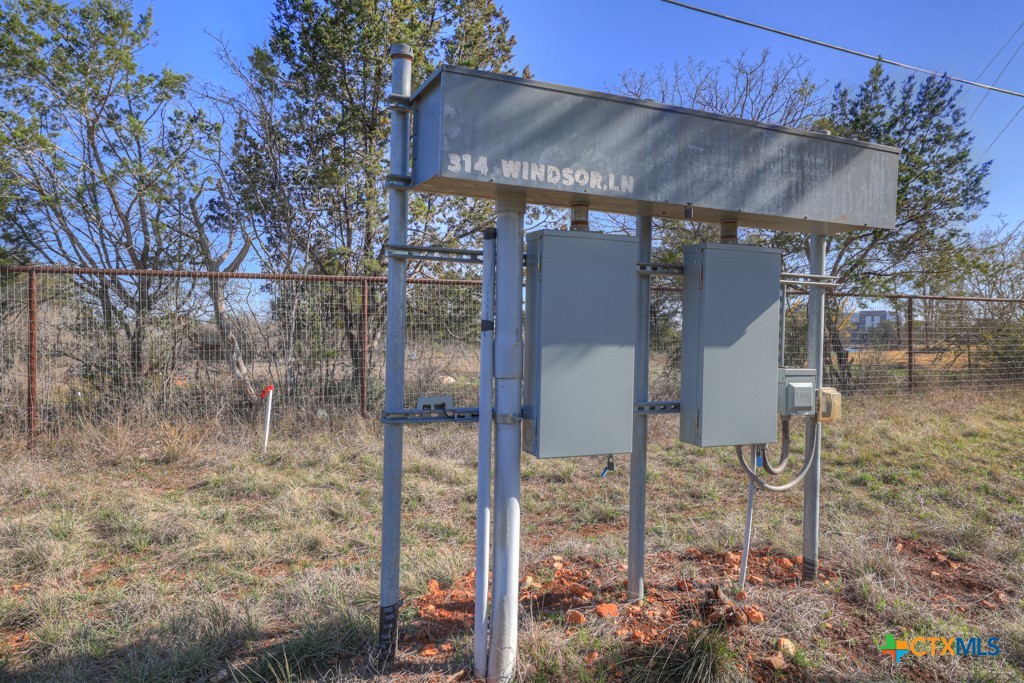 main property photo 13