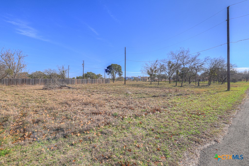 main property photo 6