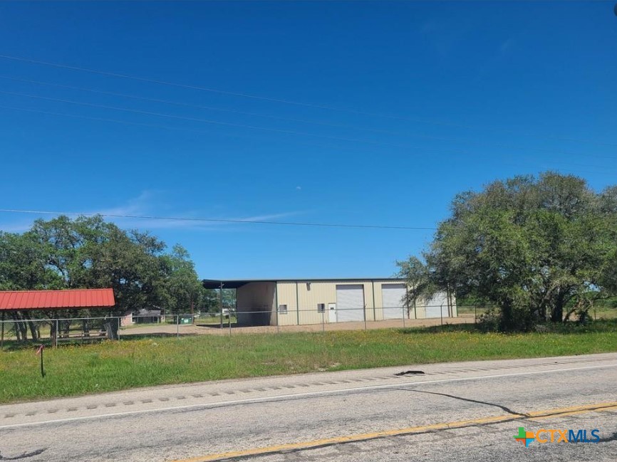 main property photo 11