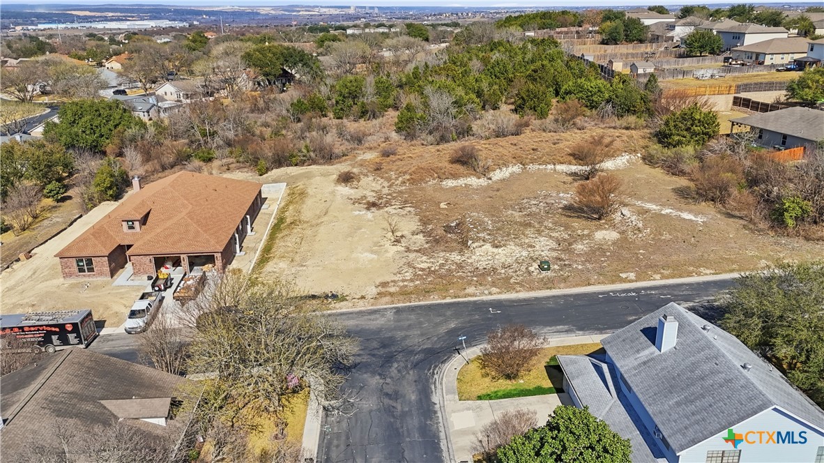main property photo 10