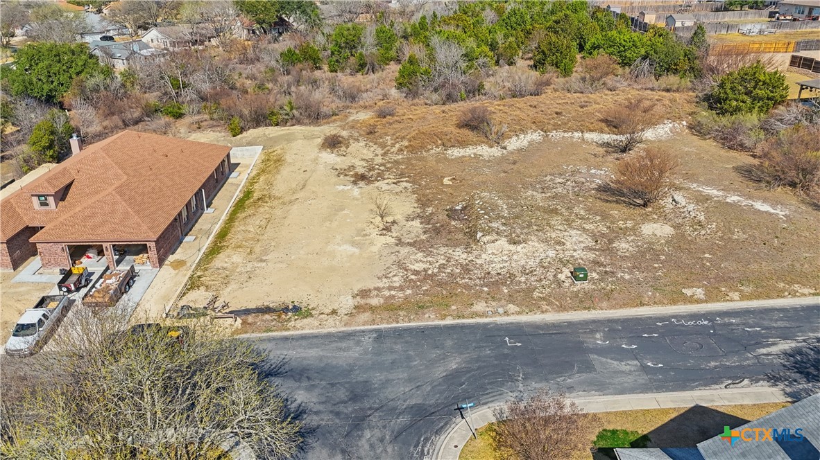 main property photo 12
