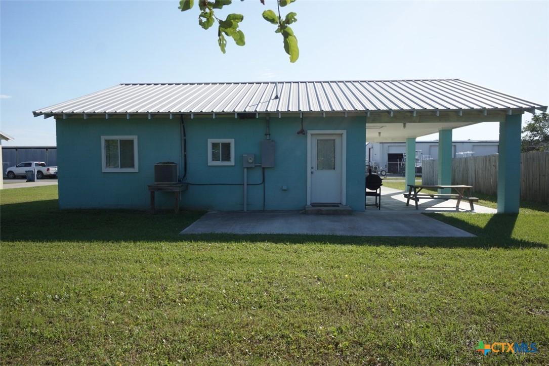main property photo 14