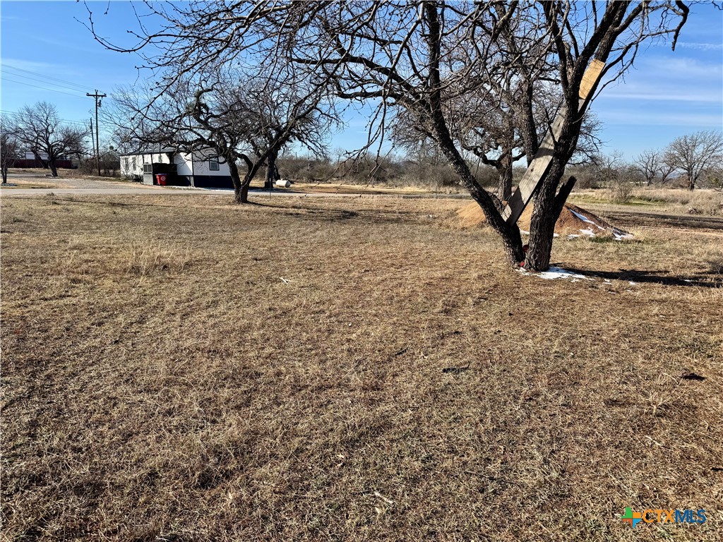 main property photo 9