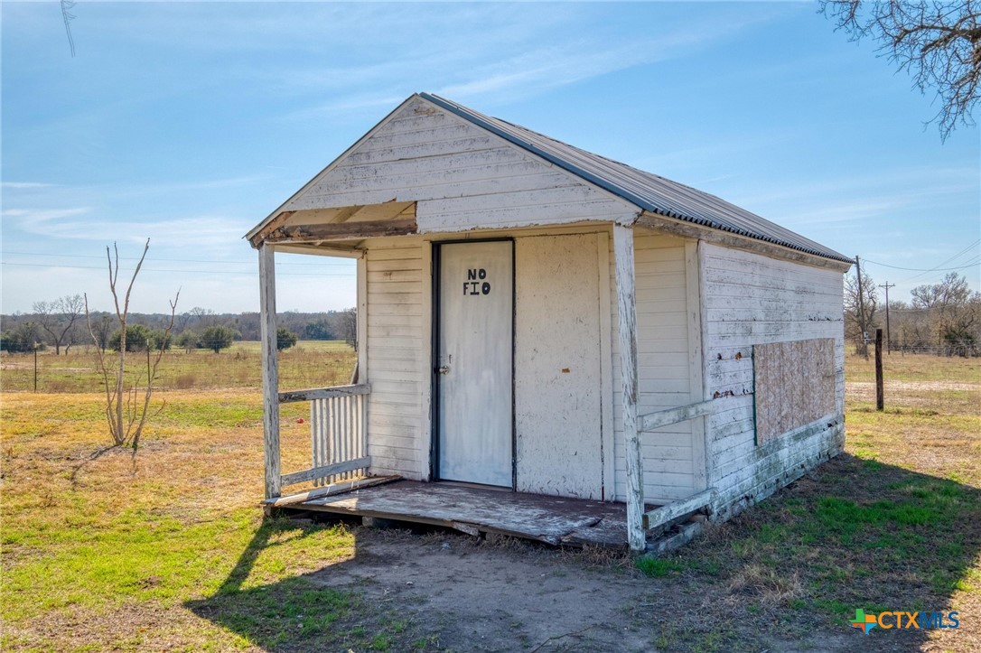 main property photo 32