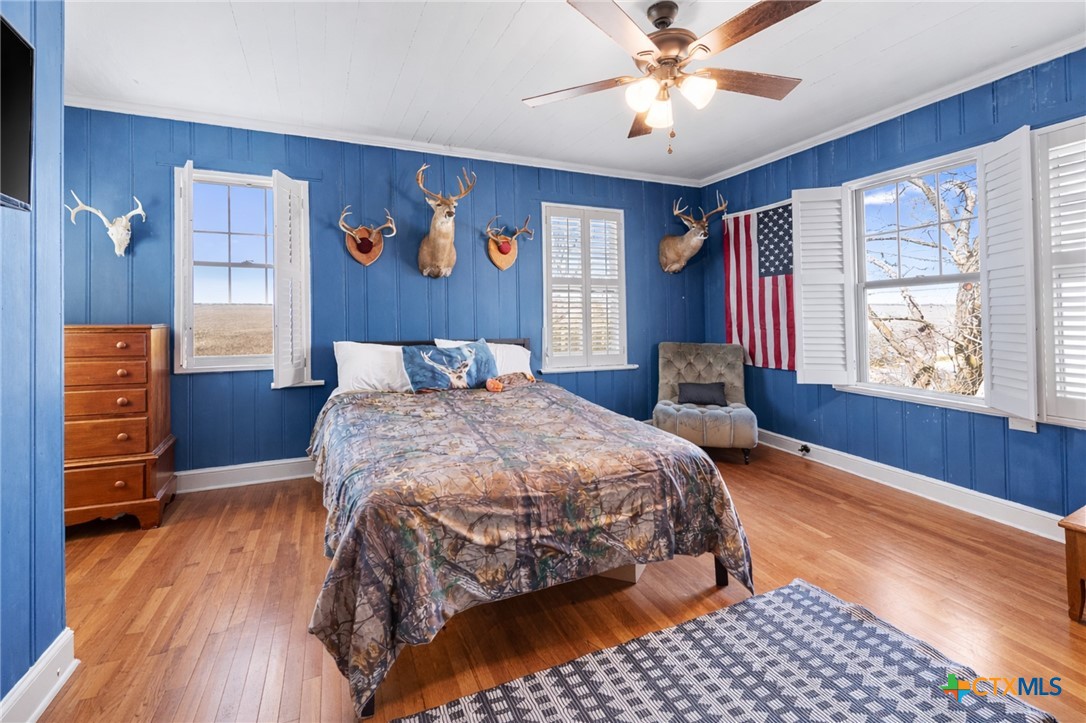 main property photo 25