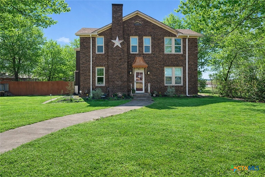 main property photo 6