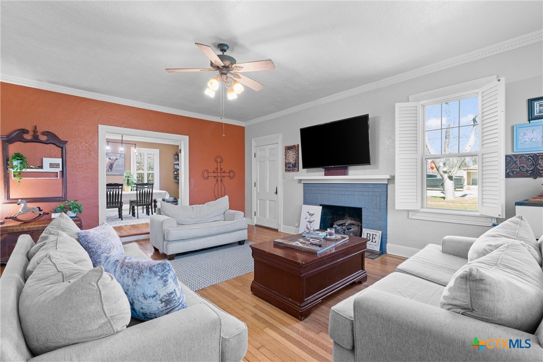 main property photo 8