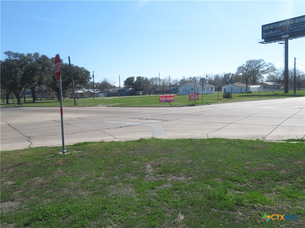 main property photo 17