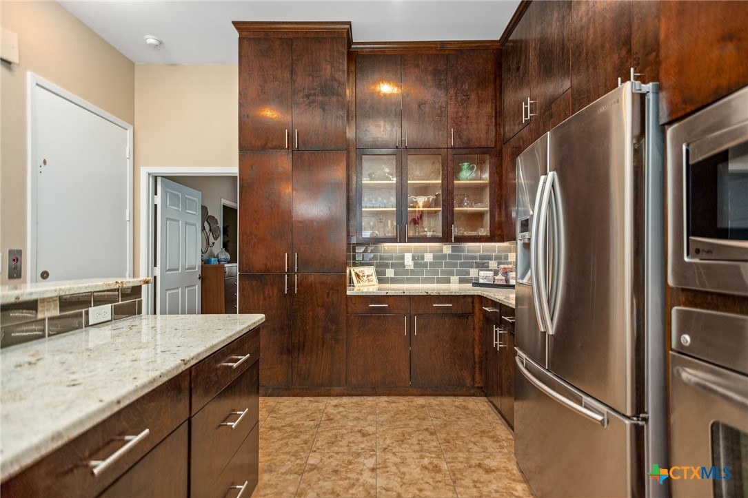 main property photo 46