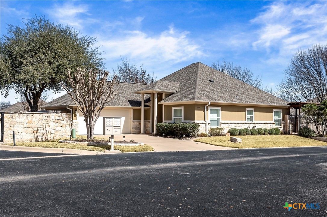 main property photo 35