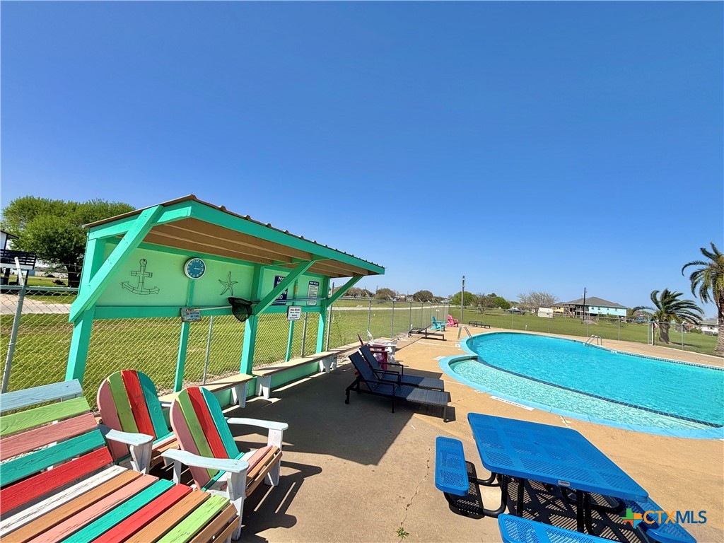 main property photo 45