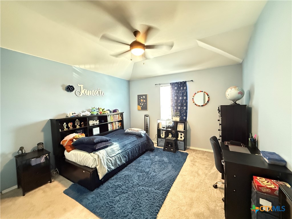main property photo 28
