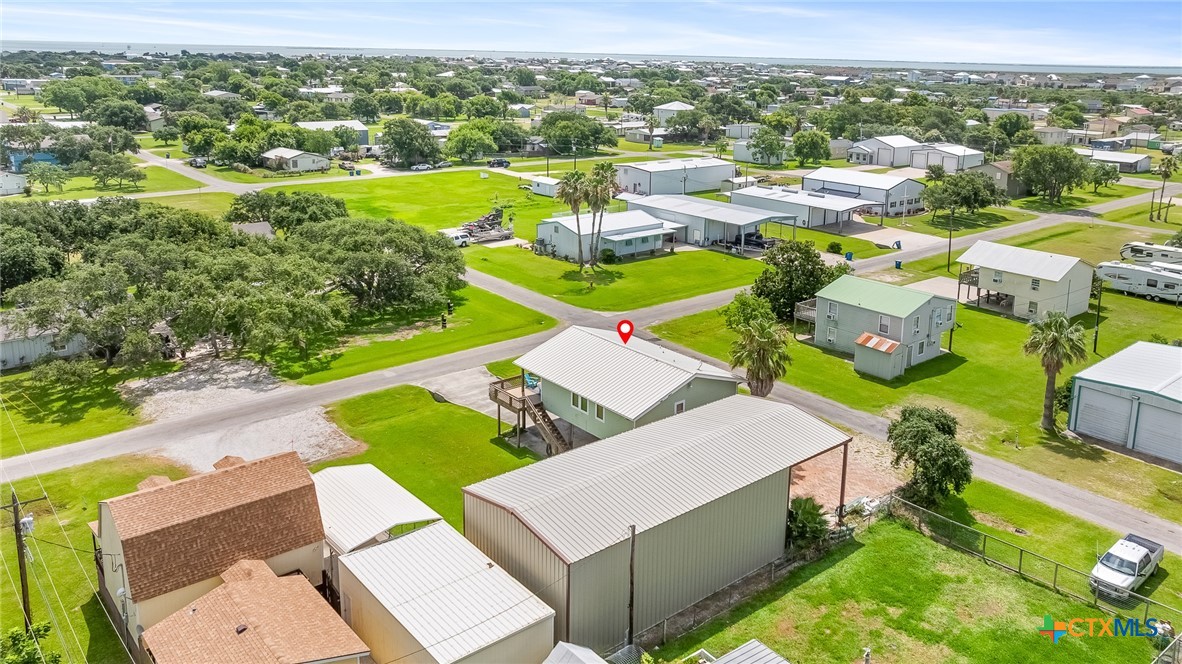 main property photo 32