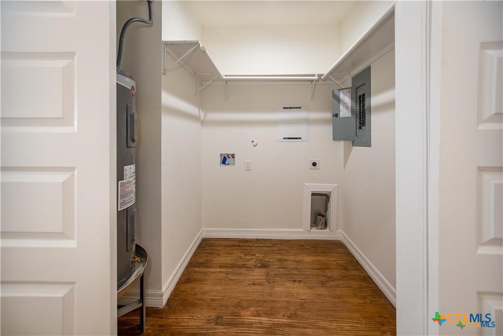 main property photo 16