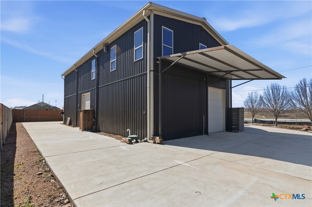 main property photo 47