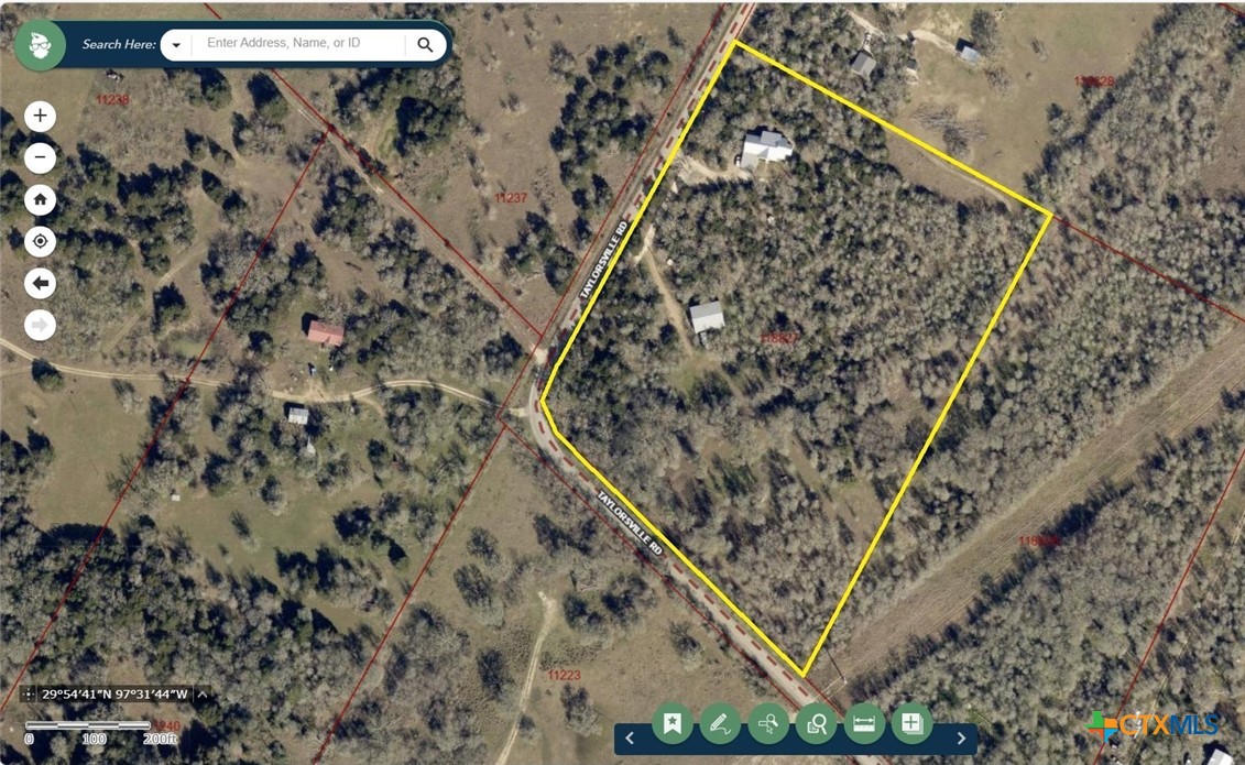 main property photo 41