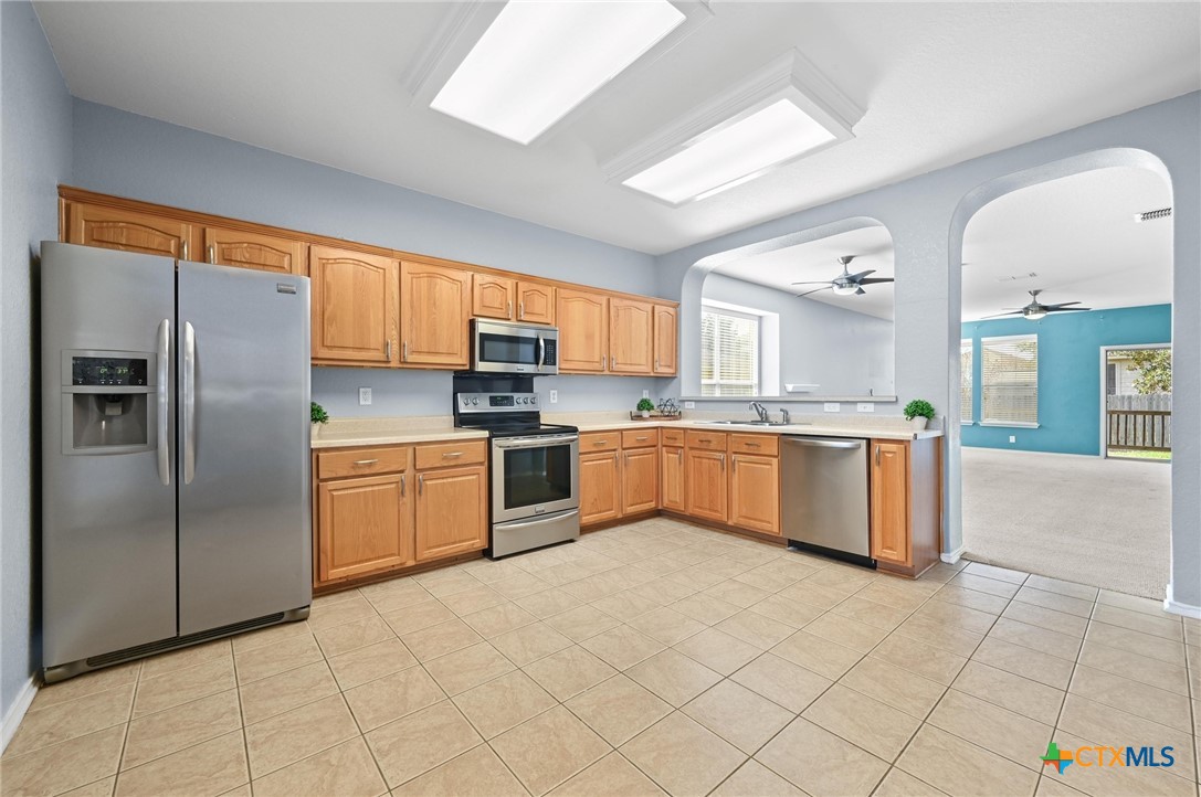 main property photo 13
