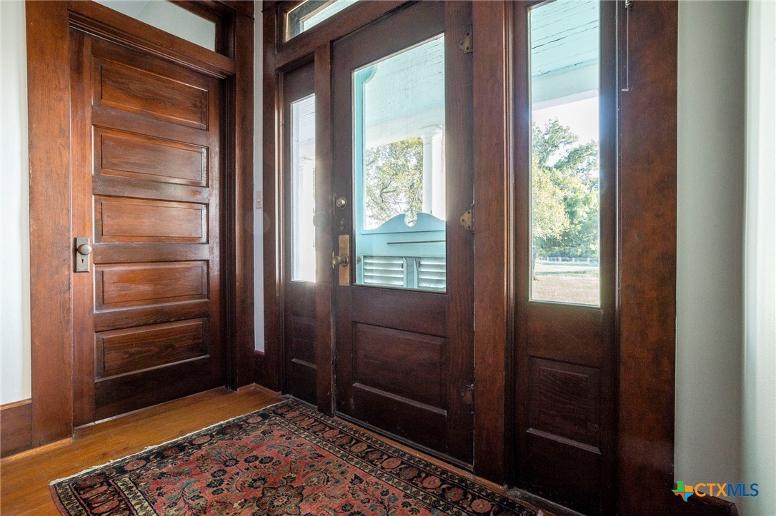 main property photo 11