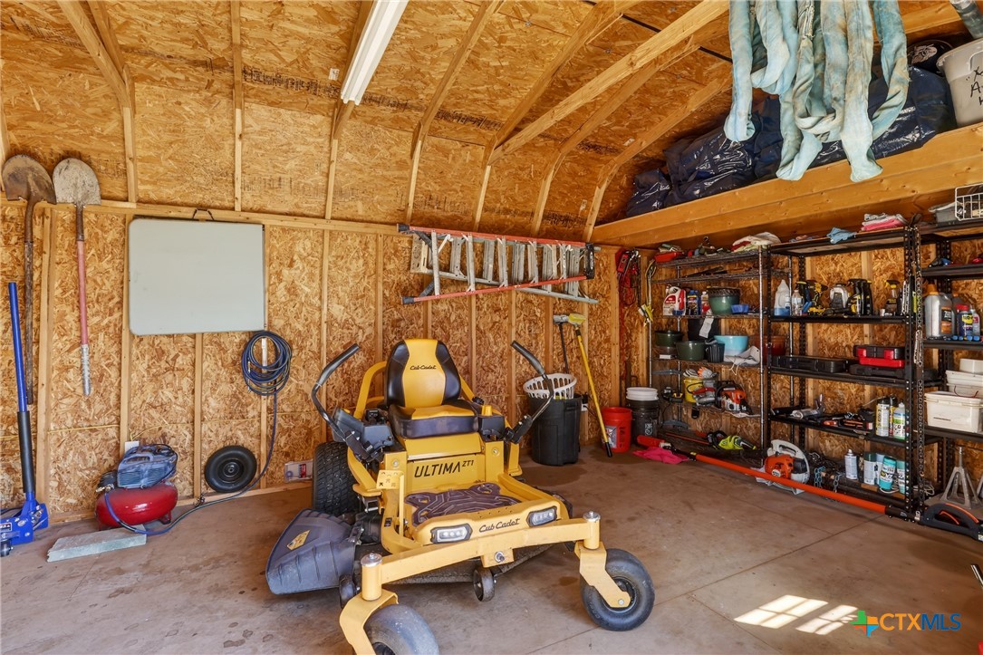 main property photo 36